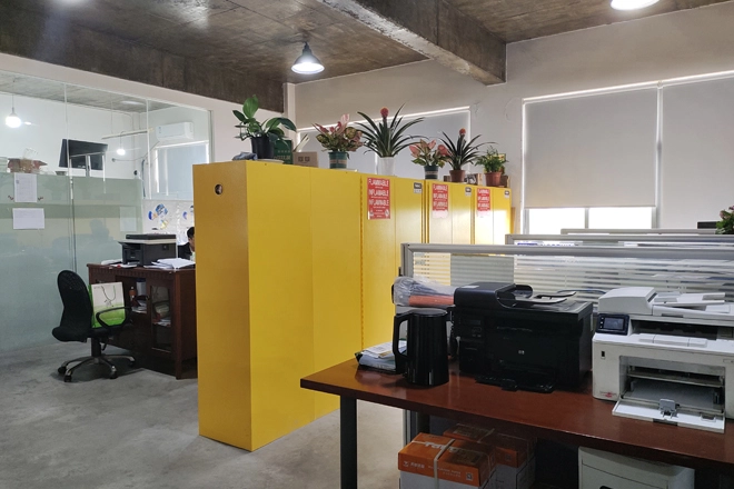 Cabinet inflammable auto-fermeture pour les entreprises pharmaceutiques