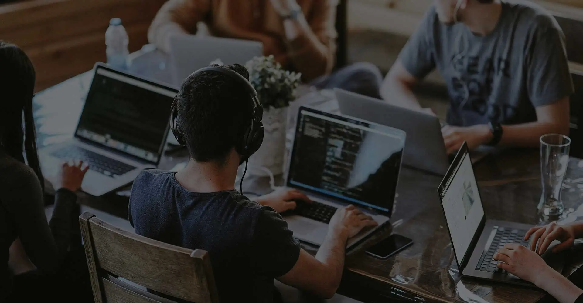 Pourquoi choisir SAI-U pour les armoires de sécurité en métal?